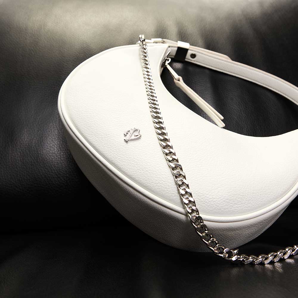 Charlisa Women's White Shoulder Bag image number 1